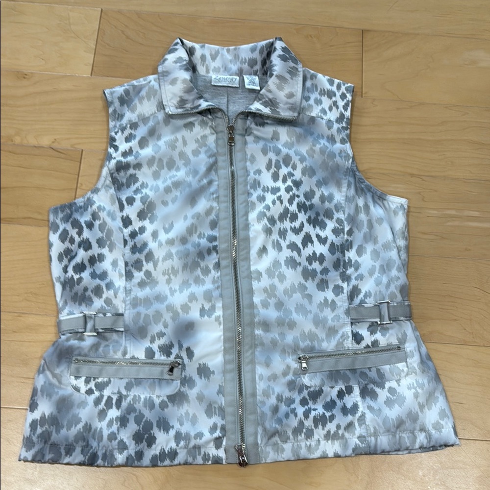 Chico’s Zynergy grey silver animal print vest - Chico's Size 1 (M)